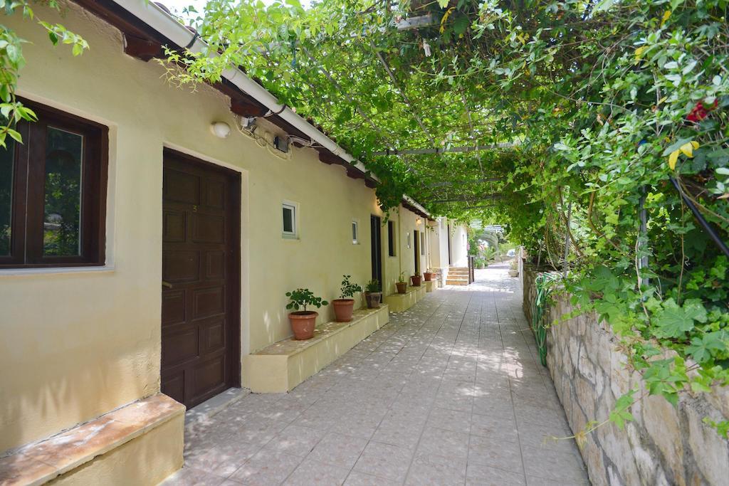 Liokorni Village Gaios Exterior photo