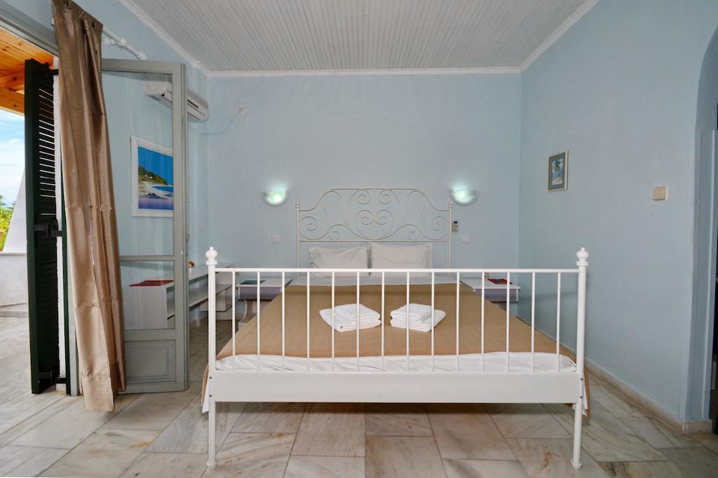 Liokorni Village Gaios Room photo